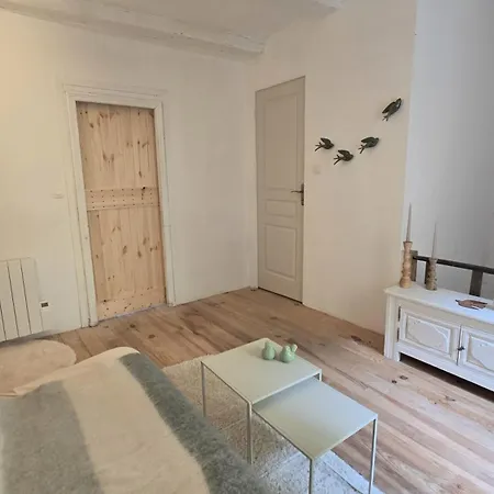 L'hirondelle Holiday home Airvault